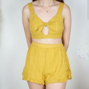 NWT Linen 2-piece set- Medium